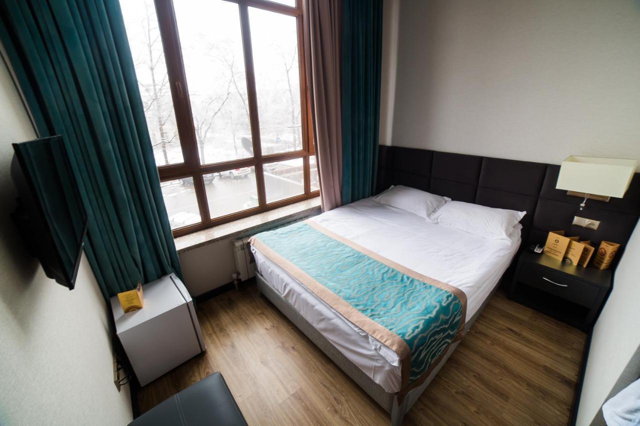 Golden Hotel บิชเคก ภายนอก รูปภาพ
