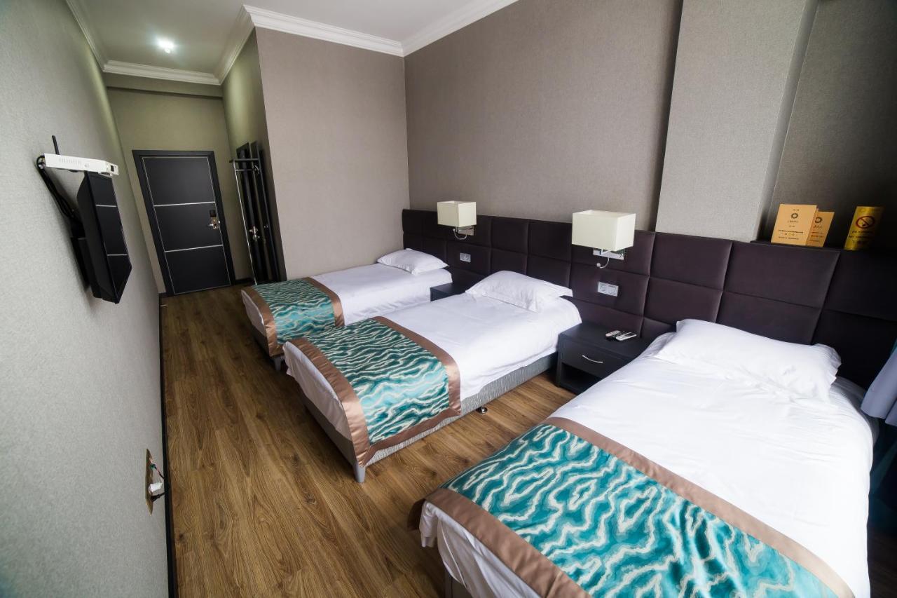 Golden Hotel บิชเคก ภายนอก รูปภาพ